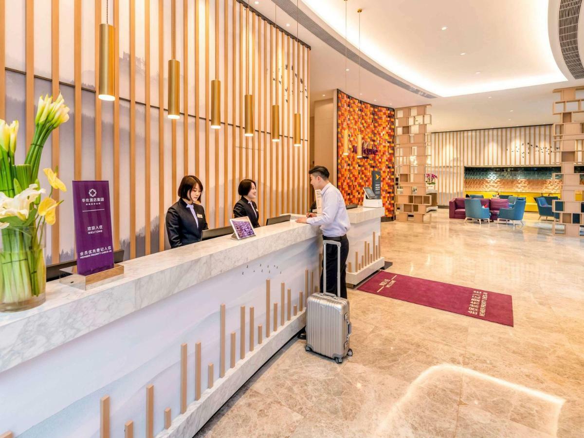 Mercure Chengdu Huapaifang Exterior photo